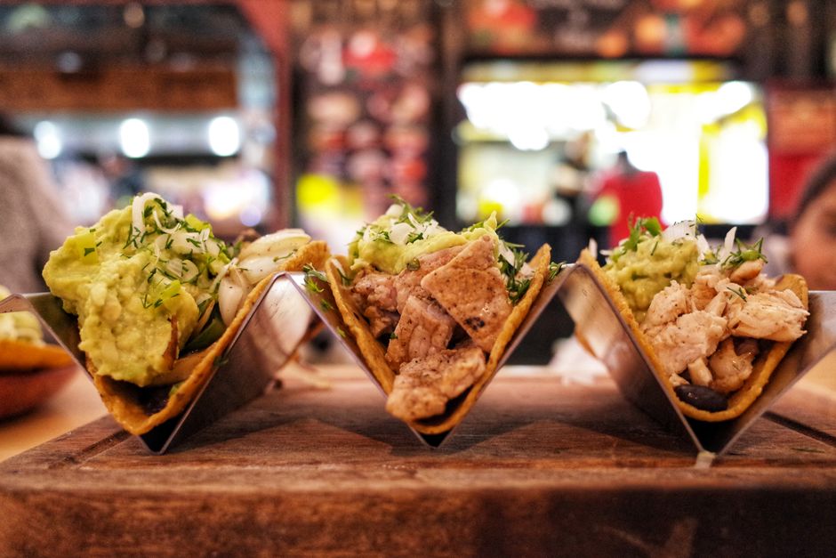 Tacos mexicanos recién preparados — foto de la demo de taquería